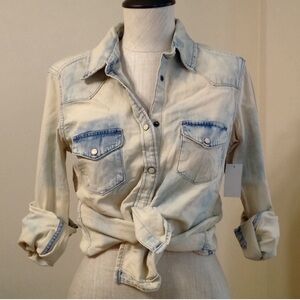 GAP denim bleached button down shirt fitted